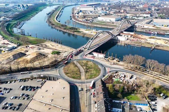OB-Karl-Lehr-Brückenzug Luftbild OB-Karl-Lehr-Brückenzug in Kaßlerfeld/Ruhrort